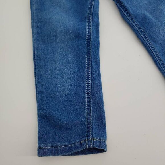 Hudson Jeans Girl's 2T Light Wash Rinse Straight Leg Button Elastic Casual - Picture 6 of 9